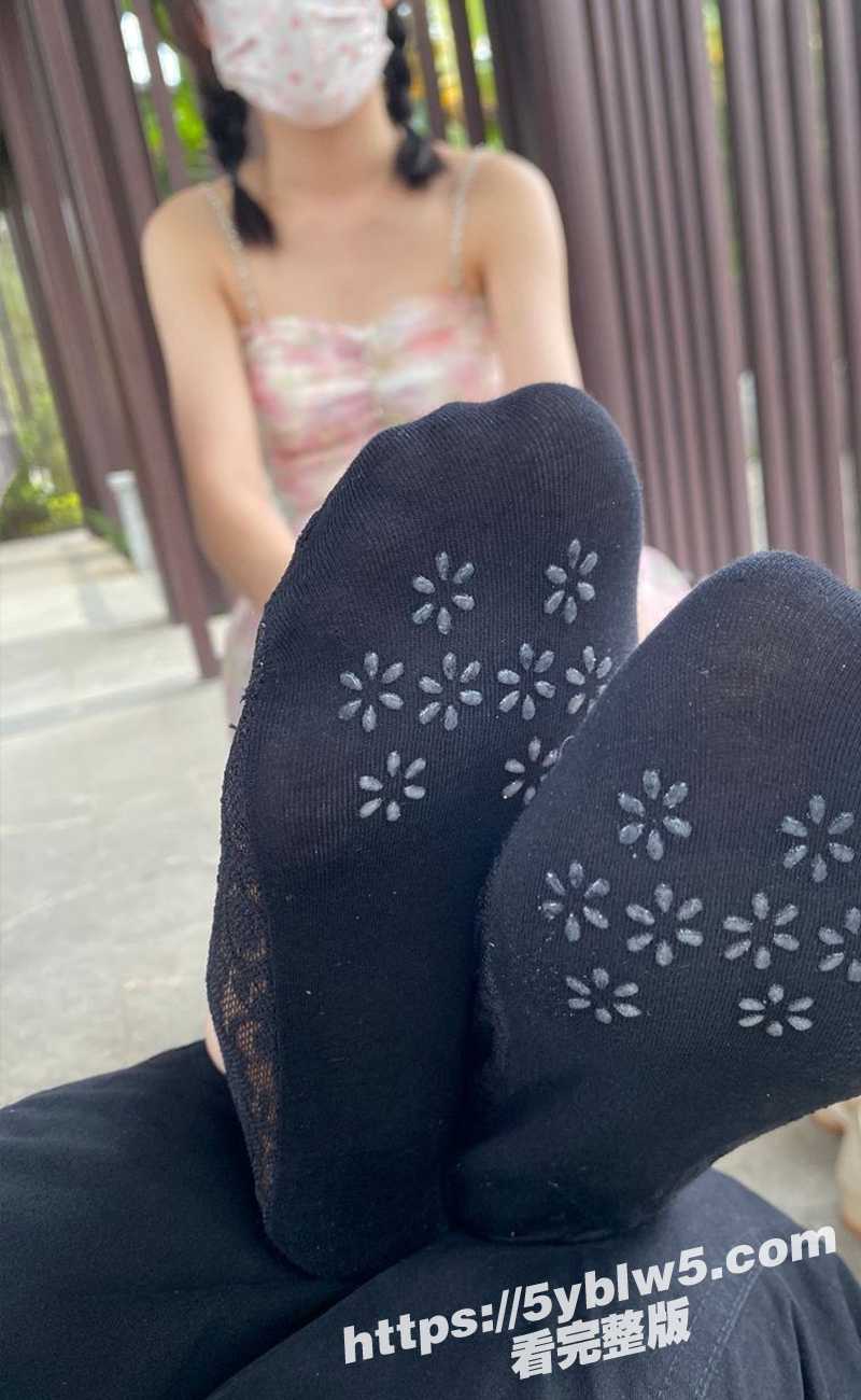 每日大赛女大学生足交挑战5 每日大赛女大学生足交挑战5