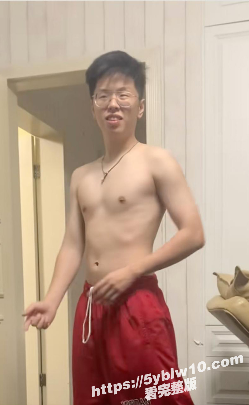 rapper米其林约炮女网红DQ兔3