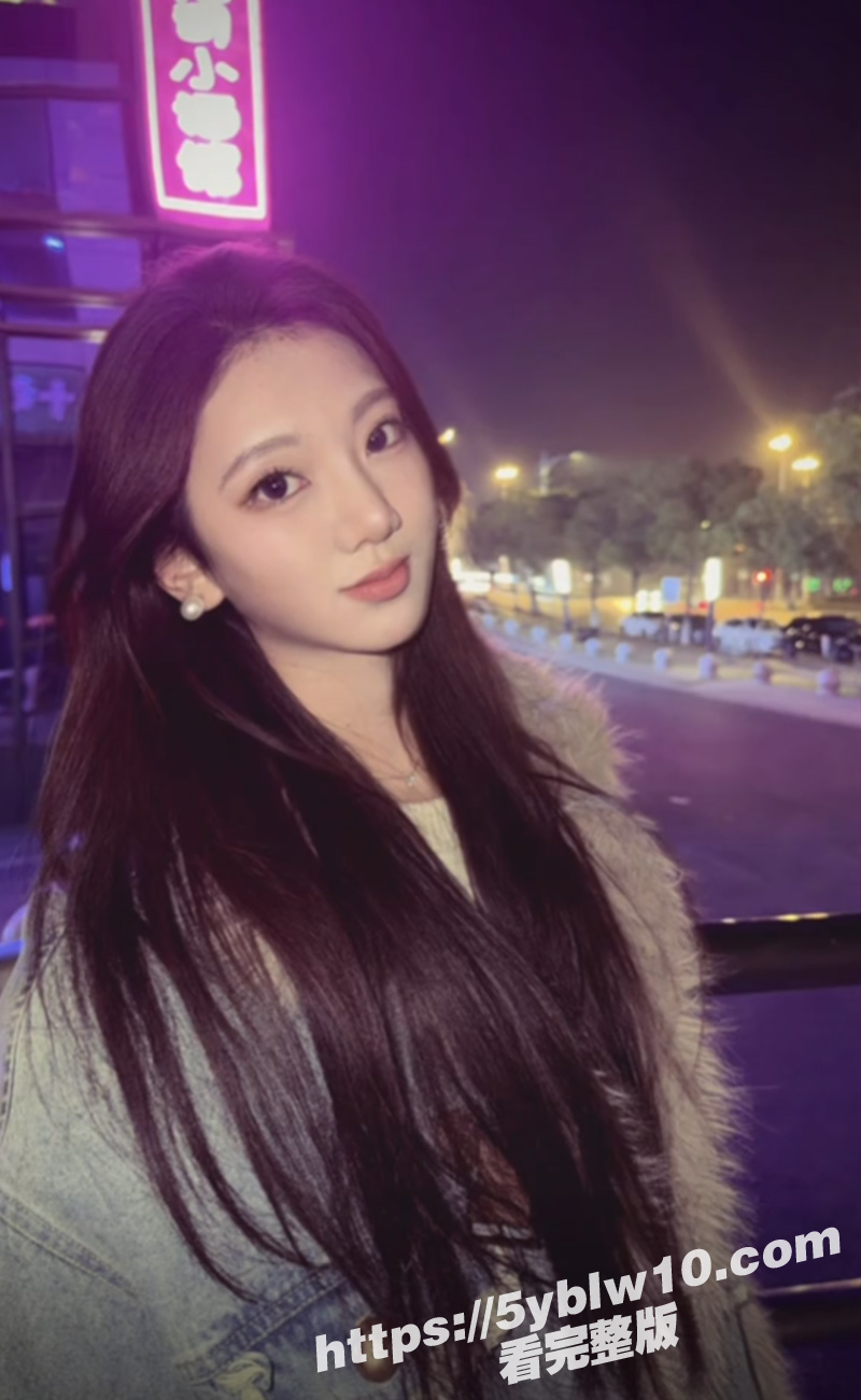 抖音浙江艺术学院网红艺术生youizy枳蒽4