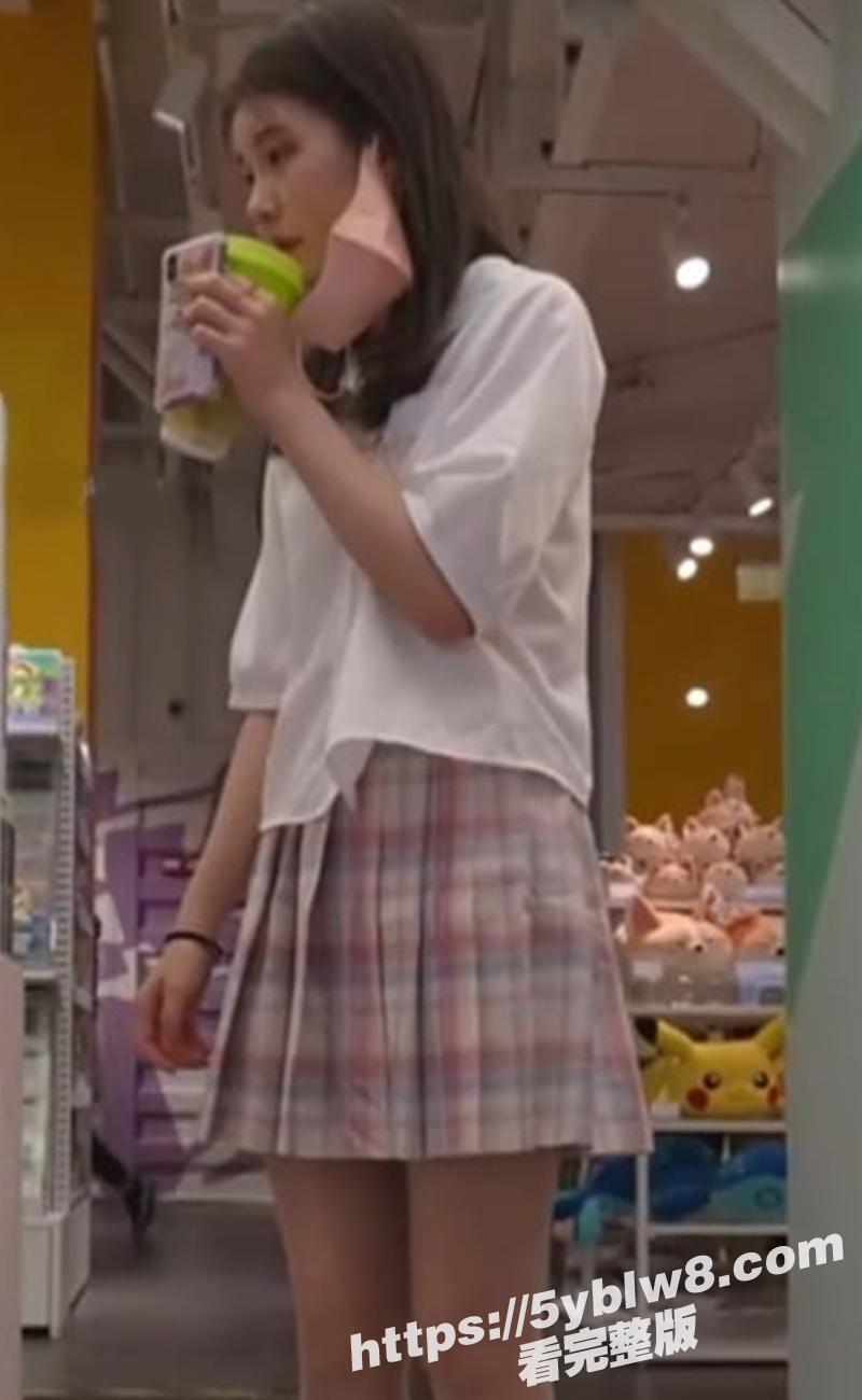 每日大赛大神冒死偷拍多位小姐姐4 每日大赛大神冒死偷拍多位小姐姐4