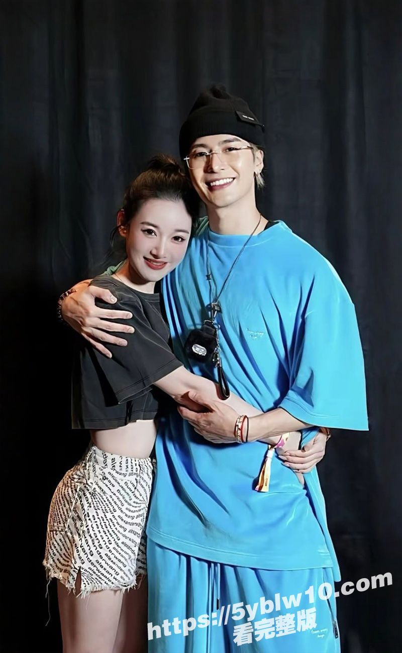 国际偶像王嘉尔13