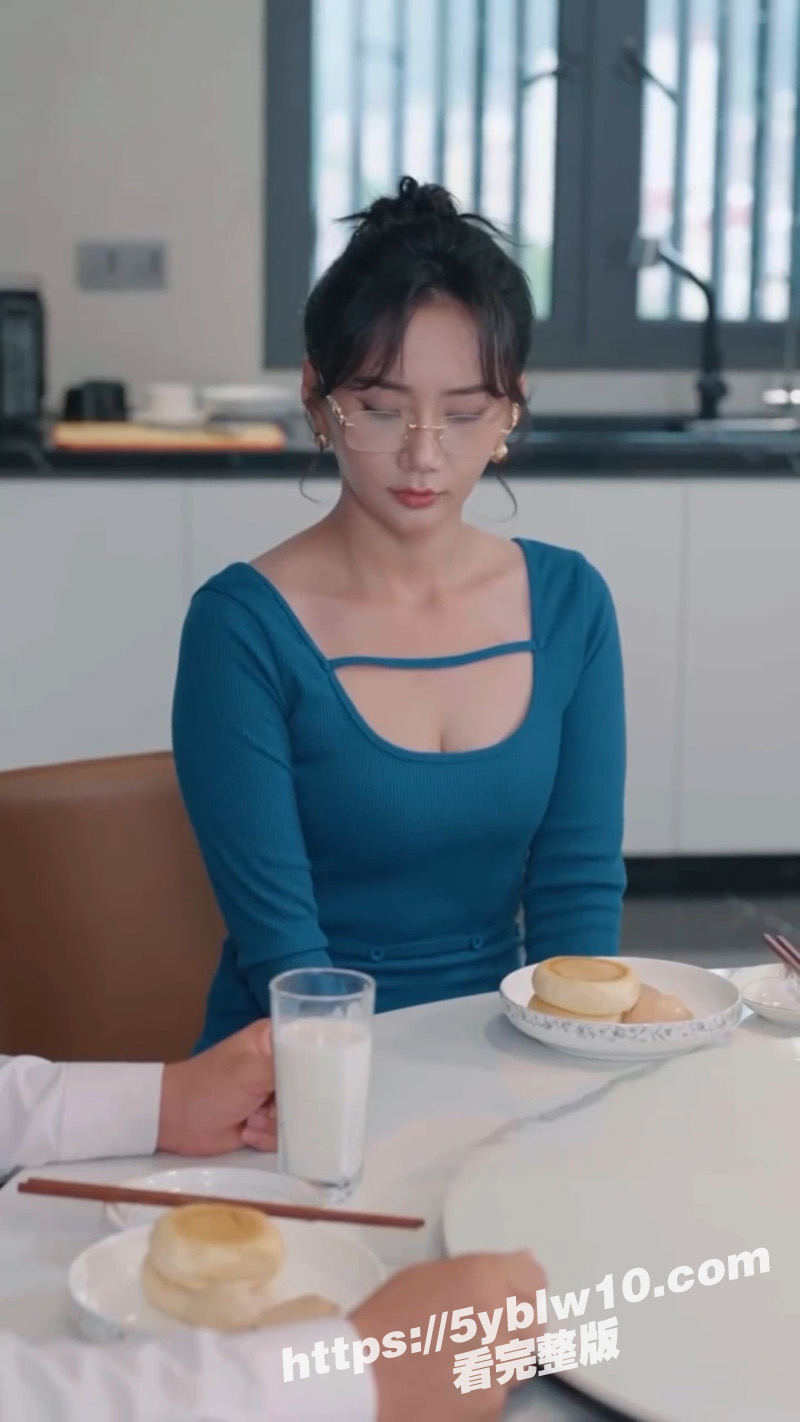 最新装逼打脸复仇擦边短剧 1